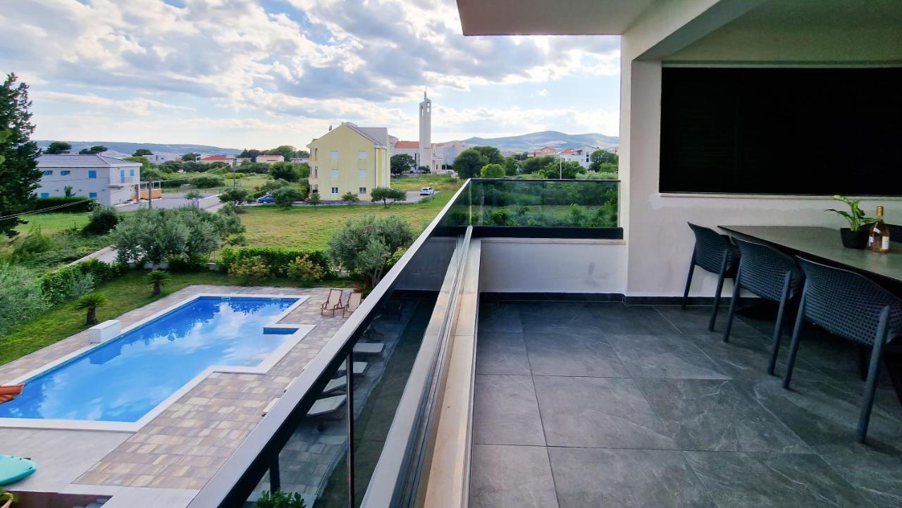 Villa Apartments Marko & Simun Kaštela エクステリア 写真