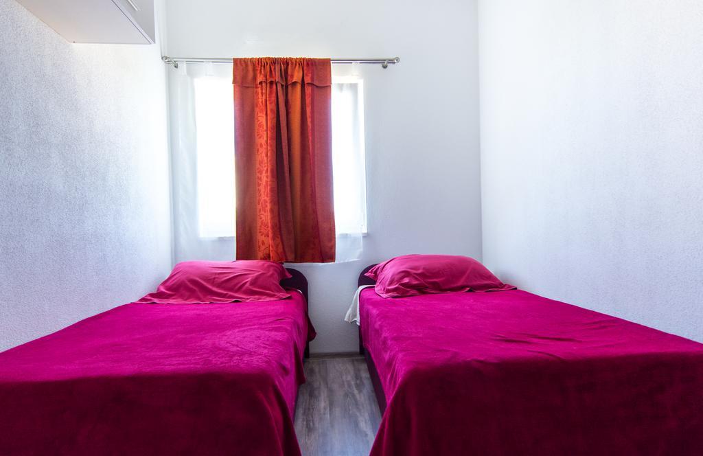 Villa Apartments Marko & Simun Kaštela エクステリア 写真