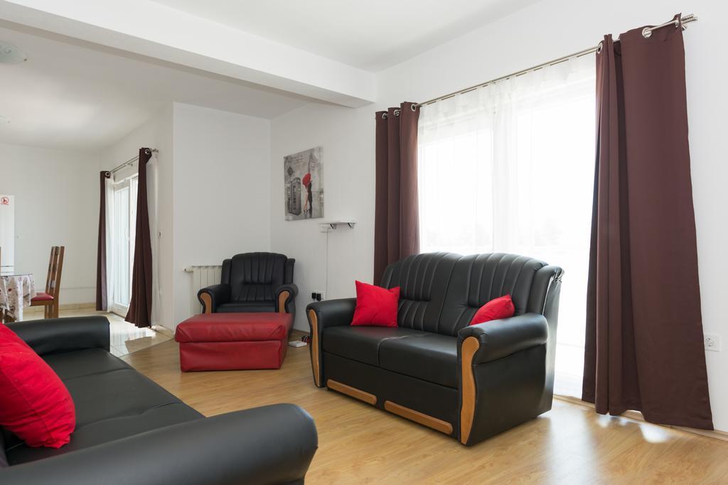 Villa Apartments Marko & Simun Kaštela エクステリア 写真