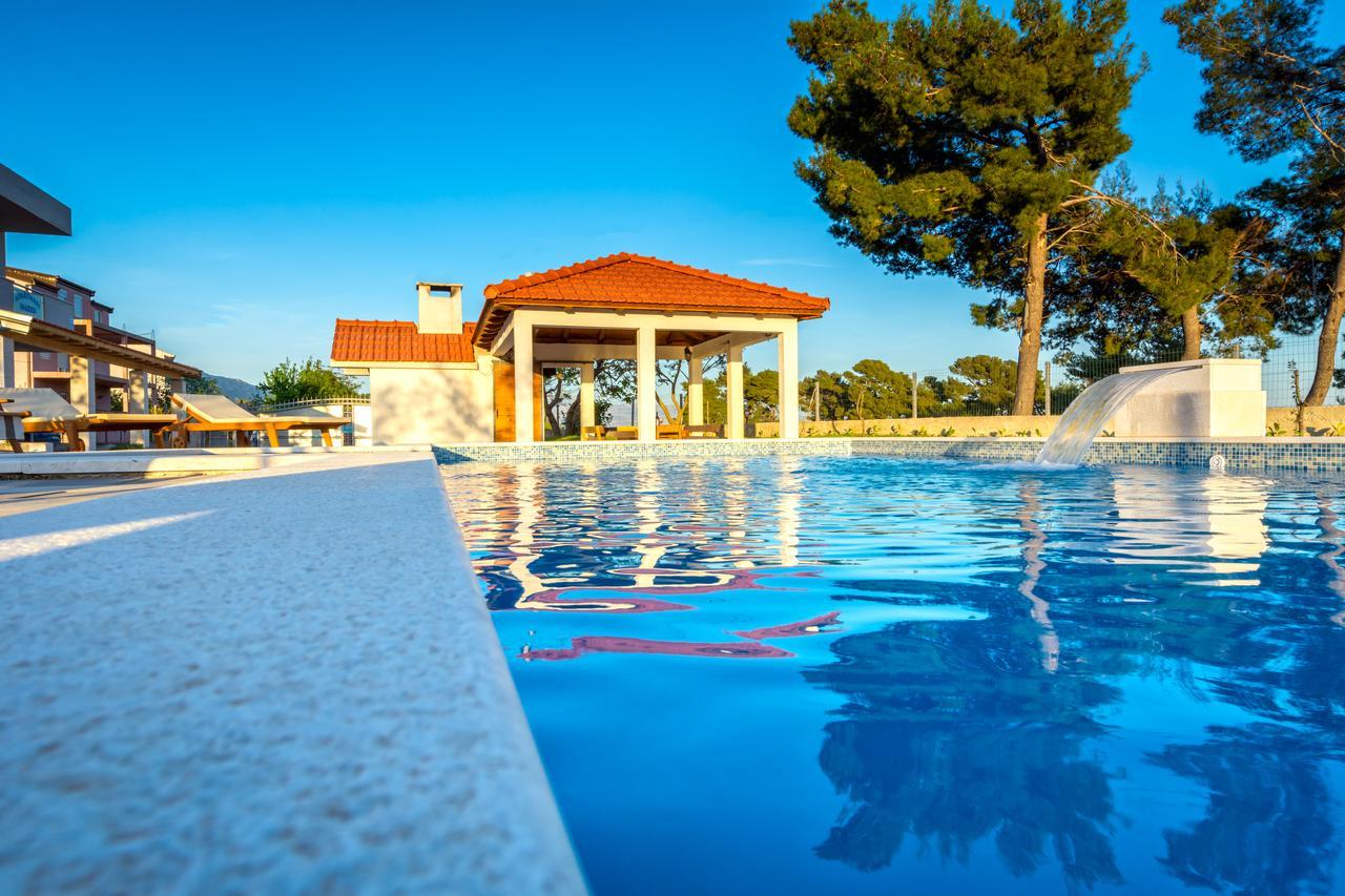 Villa Apartments Marko & Simun Kaštela エクステリア 写真